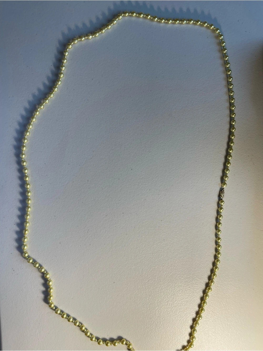 28” Long Cream Faux Pearl Beaded Necklace Graduated Costume Jewelry